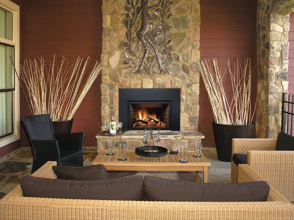Amanti Sierra Flame Abbot 30" Deluxe Direct vent insert w/ Ceramic Brick Panels & Log set - Eternal Flame Outdoors