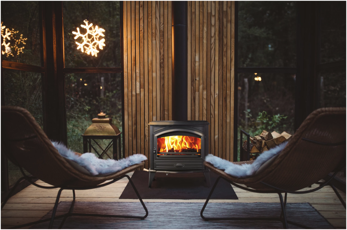 Amanti Sierra Flame Lynwood Wood Burning Stove, Cast Iron, Black - Eternal Flame Outdoors